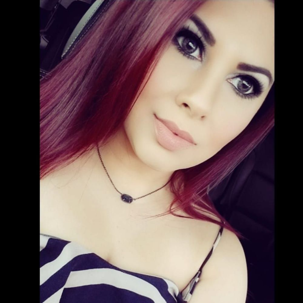 Meet your Posher, Yoana